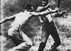 Учебник вымогателя, или Искусство владения навахой, ножом и цыганскими ножницами - _247.jpg