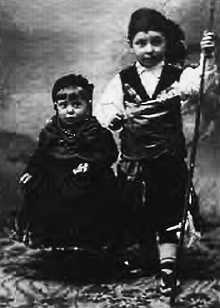 Учебник вымогателя, или Искусство владения навахой, ножом и цыганскими ножницами - _335.jpg