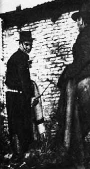 Учебник вымогателя, или Искусство владения навахой, ножом и цыганскими ножницами - _343.jpg