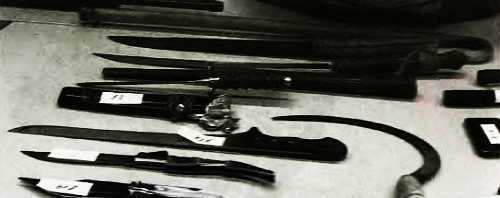 Учебник вымогателя, или Искусство владения навахой, ножом и цыганскими ножницами - _74.jpg