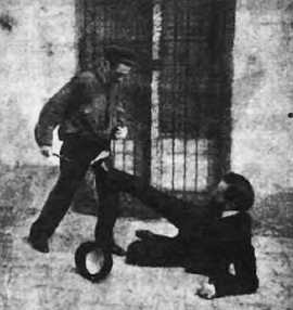 Учебник вымогателя, или Искусство владения навахой, ножом и цыганскими ножницами - _47.jpg_3