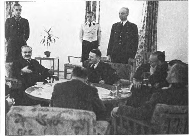 Рядом со Сталиным - i_012.jpg