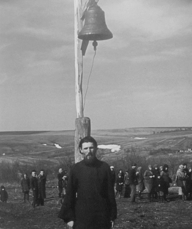 Цветы в огне войны - i_011.jpg