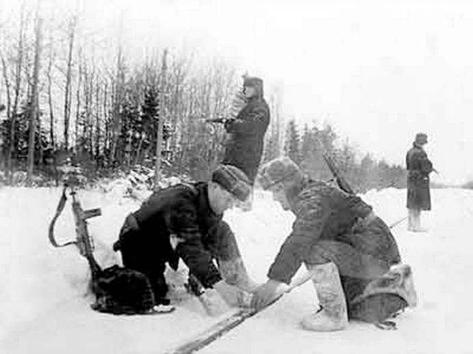 Цветы в огне войны - i_016.jpg