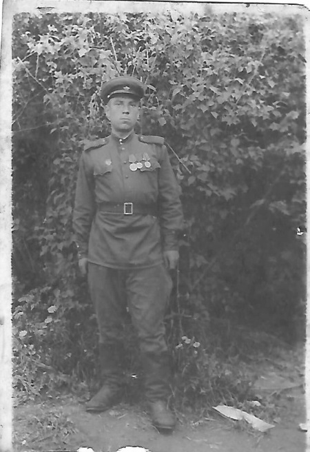 Цветы в огне войны - i_020.jpg