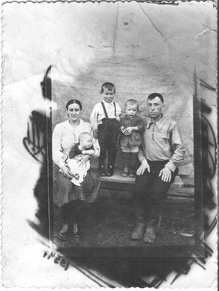 Цветы в огне войны - i_026.jpg