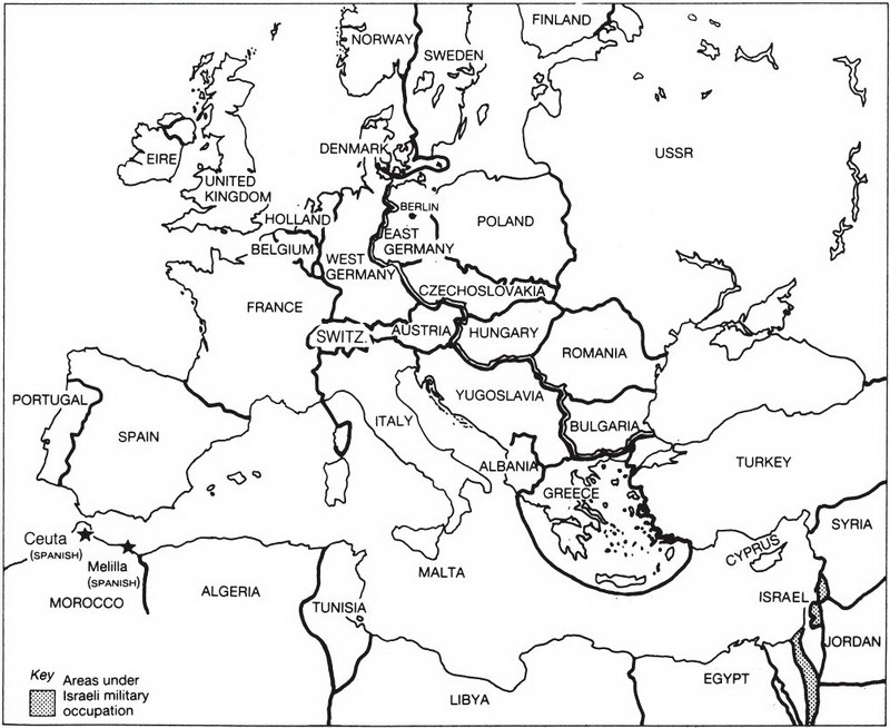 Принуждение, капитал и европейские государства. 990– 1992 гг - i_013.jpg