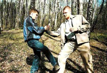 Мастер рукопашного боя. Преимущества агрессивной самозащиты - _71.jpg