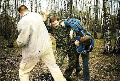 Мастер рукопашного боя. Преимущества агрессивной самозащиты - _76.jpg