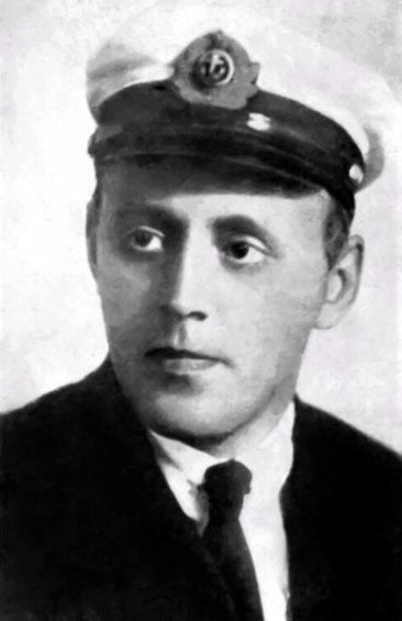 Командиры кораблей. Тетралогия - i_001.jpg