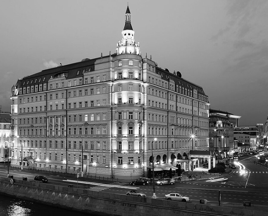 Книга Москвы: биография улиц, памятников, домов и людей - i_025.jpg