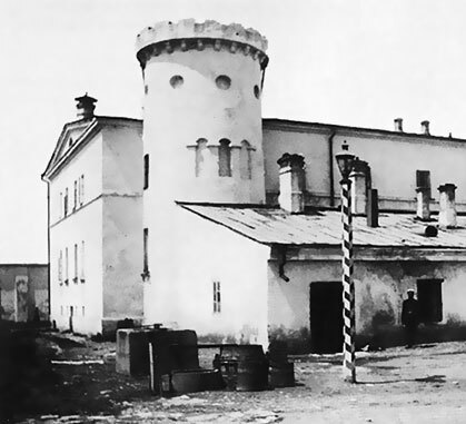 Книга Москвы: биография улиц, памятников, домов и людей - i_028.jpg