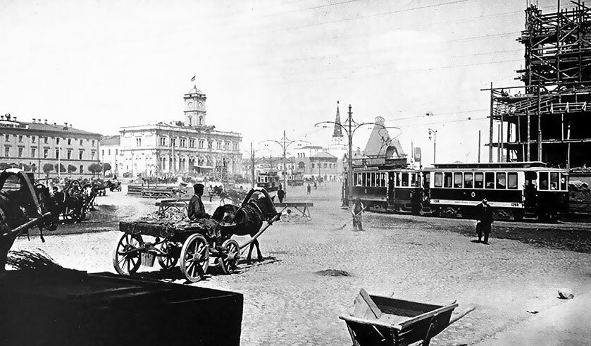 Книга Москвы: биография улиц, памятников, домов и людей - i_035.jpg