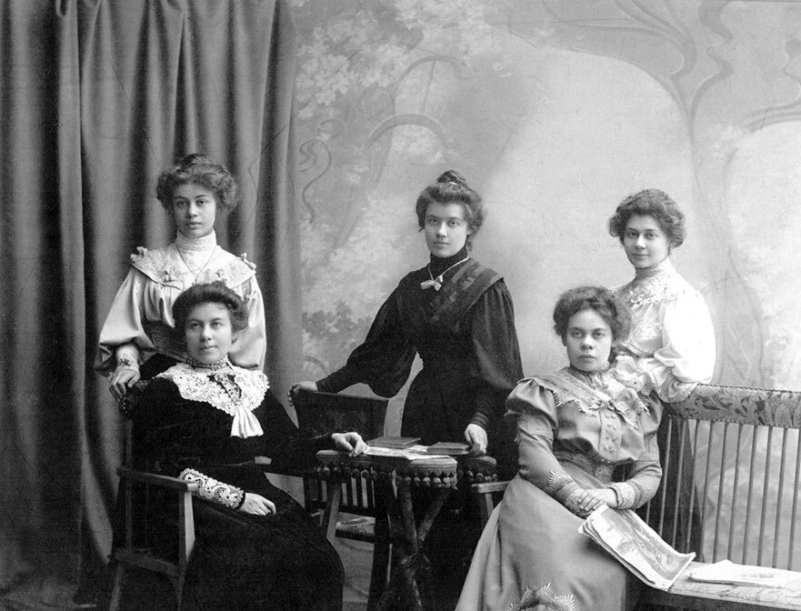 Книга Москвы: биография улиц, памятников, домов и людей - i_047.jpg