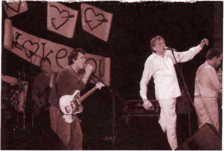 Гремучие скелеты в шкафу Том 2 - i_100.jpg