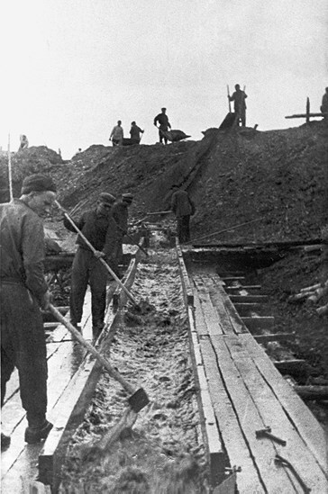 Лагерь и литература. Свидетельства о ГУЛАГе - b00001364.jpg