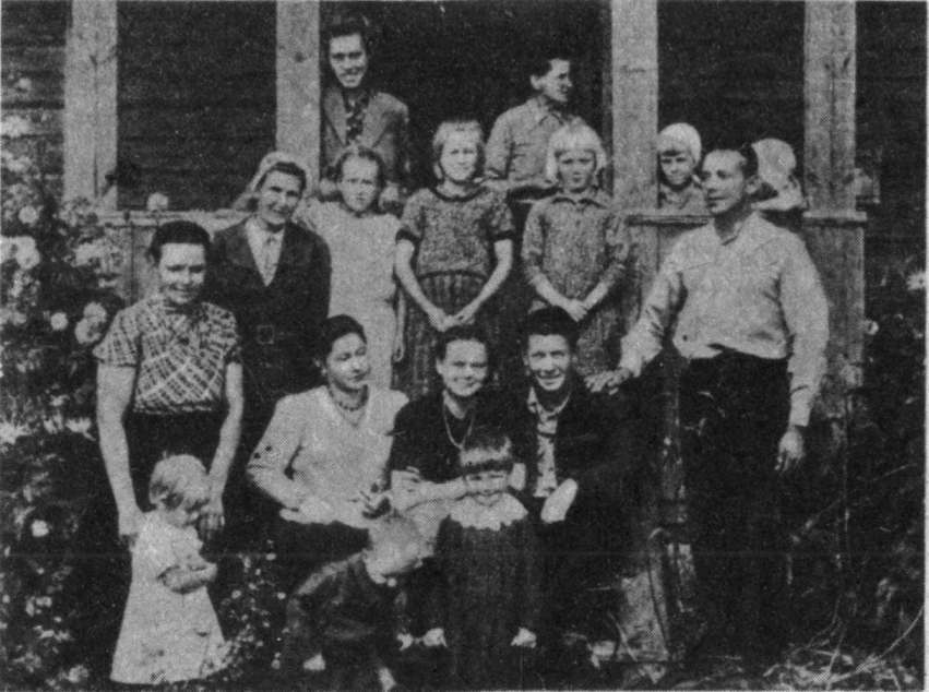 Три минуты истории - i_006.jpg