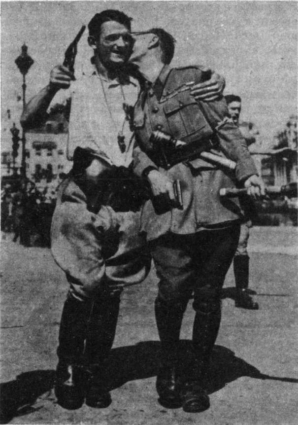 Три минуты истории - i_010.jpg