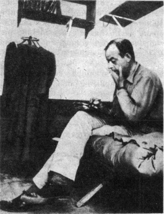 Три минуты истории - i_012.jpg