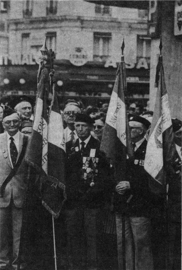 Три минуты истории - i_019.jpg