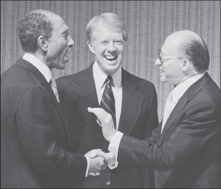 Беспокойный великан. Соединенные Штаты от Уотергейта до Буша против Гора (ЛП) - i_012.jpg