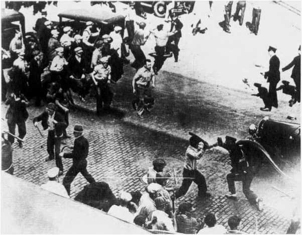 Свобода от страха. Американский народ в период депрессии и войны, 1929-1945 (ЛП) - i_045.jpg