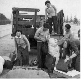 Свобода от страха. Американский народ в период депрессии и войны, 1929-1945 (ЛП) - i_076.jpg