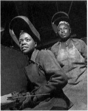 Свобода от страха. Американский народ в период депрессии и войны, 1929-1945 (ЛП) - i_078.jpg