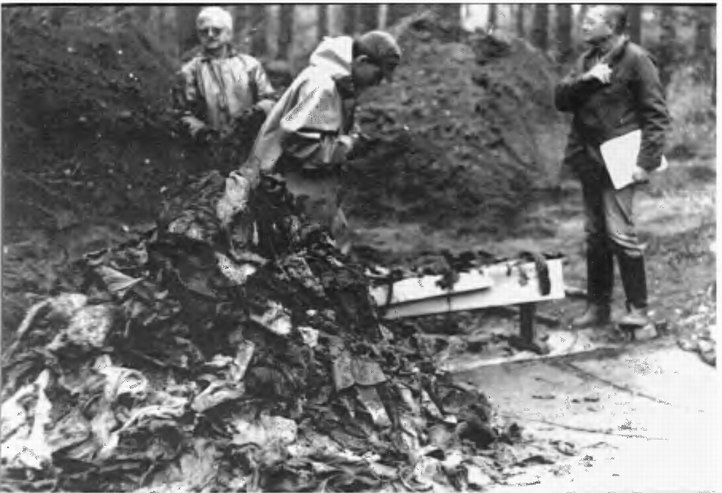 Катынский синдром в советско-польских и российско-польских отношениях - i_064.jpg