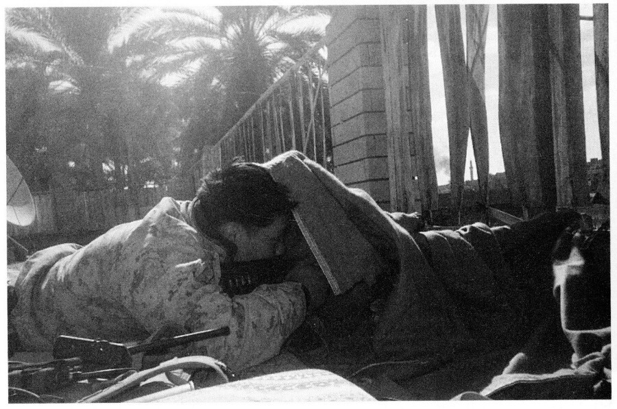 Охотник среди теней (ЛП) - Pfoto24.jpg