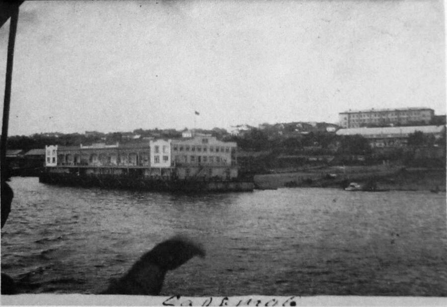 Вниз по Волге (сборник) - i_004.jpg