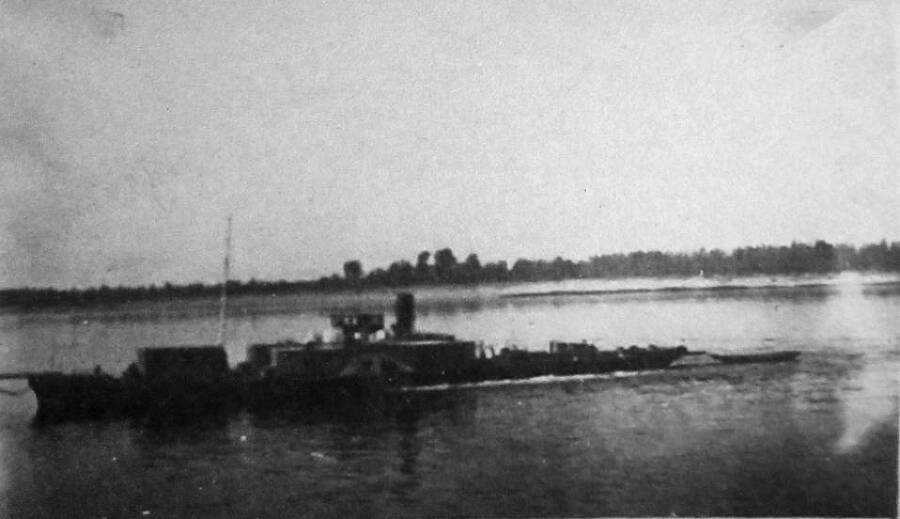 Вниз по Волге (сборник) - i_030.jpg