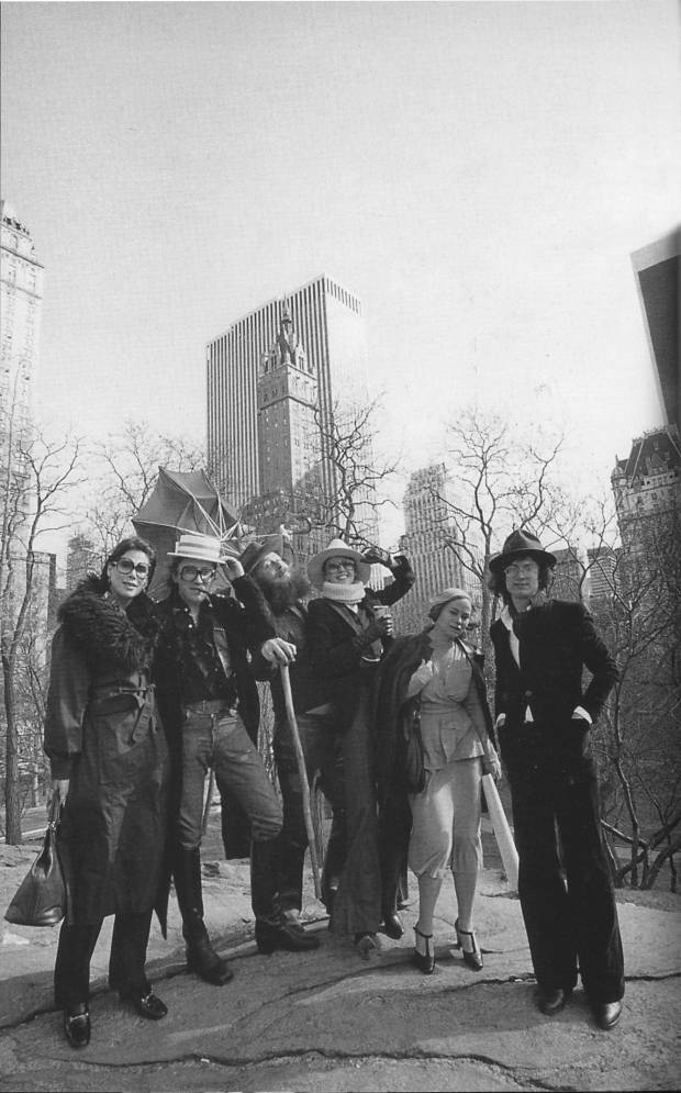 Это я — Елена: Интервью с самой собой. Стихотворения - i_014.jpg