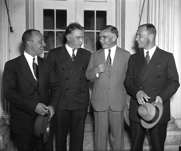 Леонид Утесов. Песня, спетая сердцем - i_005.png