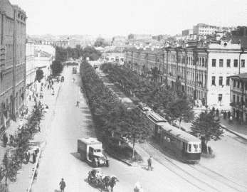 Повседневная жизнь Москвы в сталинскую эпоху. 1930–1940-е годы - i_005.jpg