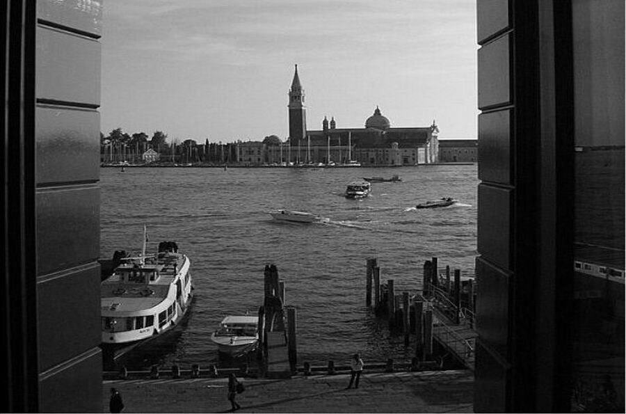 Вкусная Венеция. Любовь, еда и тайны Северной Италии - i_006.jpg