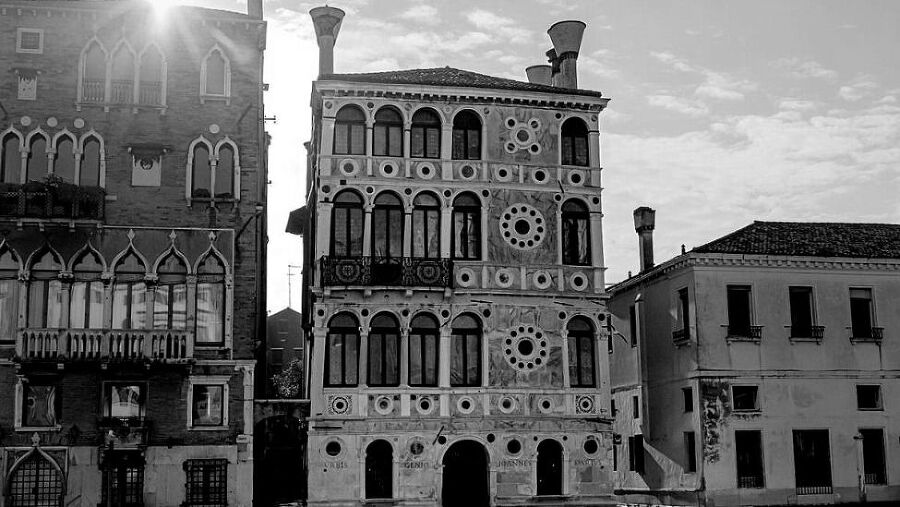 Вкусная Венеция. Любовь, еда и тайны Северной Италии - i_013.jpg