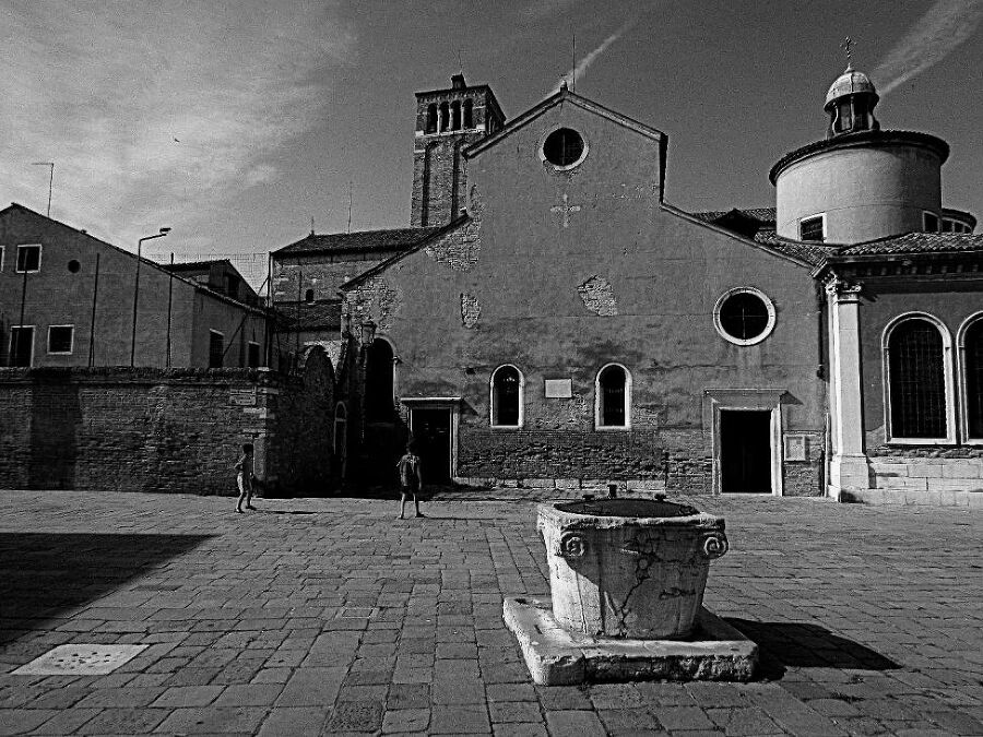 Вкусная Венеция. Любовь, еда и тайны Северной Италии - i_018.jpg