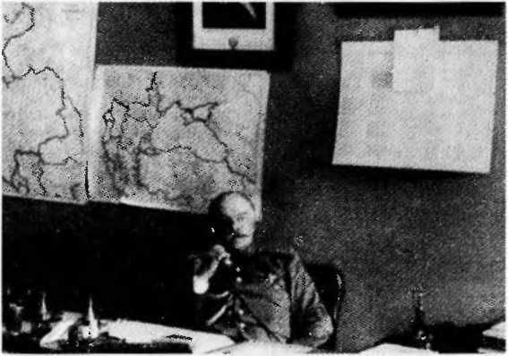 Особый отдел империи. История Заграничной агентуры российских спецслужб - i_018.jpg