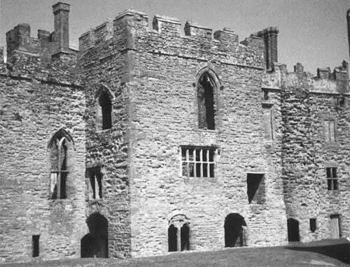 Величайший из изменников. Жизнь сэра Роджера Мортимера, первого графа Марча, правителя Англии в 1327-1330 (ЛП) - _00015.jpg