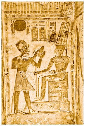 Культы Древнего Египта. От обожествленного солнца и золотой плоти царя до птицы Бену и бога Нуна - i_059.jpg