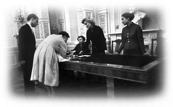 12 стульев. Золотой теленок. Коллекционное иллюстрированное издание - i_004.jpg