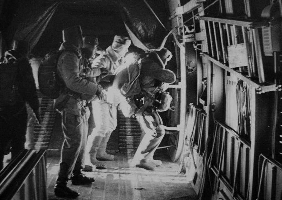 Обыкновенный спецназ. Из жизни 24-й бригады спецназа ГРУ - i_005.jpg