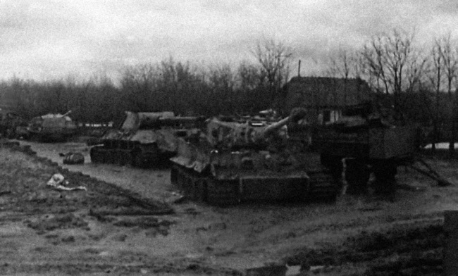 Первая из Гвардейских. 1-я танковая армия в бою - i_205.jpg